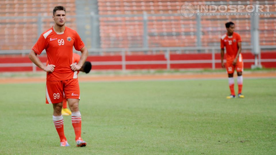 Yevgeni Kabayev Kini Hanya Bermain di Kasta Kedua Liga Thailand 2021-2022. Copyright: © Ratno Prasetyo/INDOSPORT